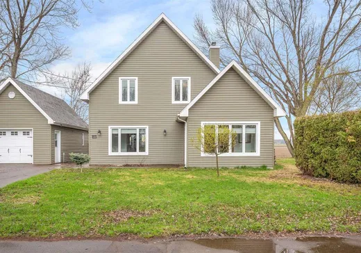 Maison à vendre - 1660 Ch. du Fleuve O., Nicolet, J3T 1P1