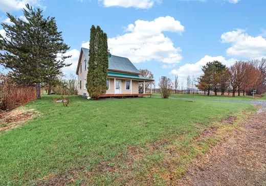 Maison à vendre - 369 Rg du Bord-de-l'eau O., Yamaska, J0G 1W0
