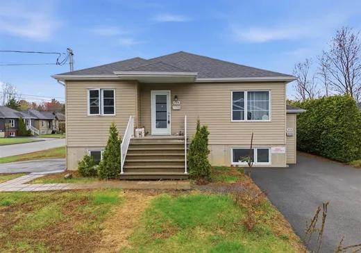 Bungalow for sale - 220-222 Rue Éveline, Drummondville, J2A2L4