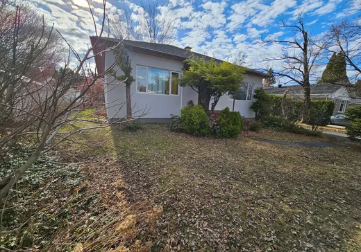 Maison à vendre - 2304 Rue Belley, Chicoutimi-Jonquière, G7S 3M7