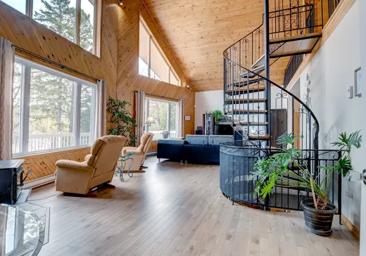 Maison à vendre - 210 Rue des Cèdres, Saint-Calixte, J0K 1Z0