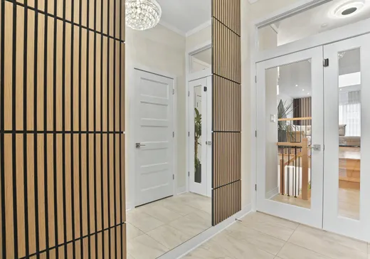 Maison à vendre - 3248 Boul. des Pins, Sainte-Marthe-sur-le-Lac, J0N 1P0