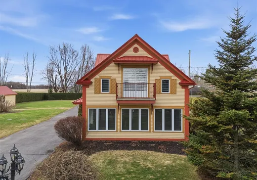 House for sale - 120 Rg de l'Ile-St-Jean, St-Francois-Du-Lac, J0G 1M0