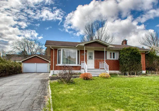 Bungalow à vendre - 770 Rue Thibault, Sherbrooke, J1H3B2