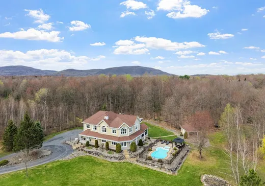 Maison à vendre - 337 Ch. de Lotbinière, Bromont, J2L 1H4