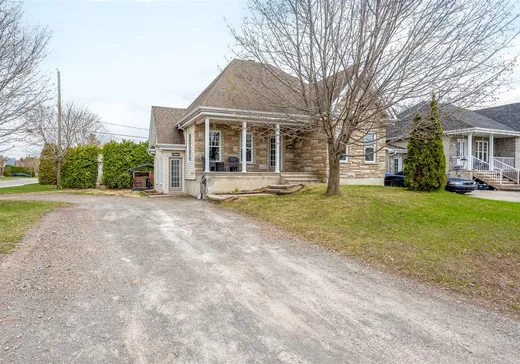 Bungalow à vendre - 14005-14007 Rue de la Bergerie, Mirabel, J7N3J3