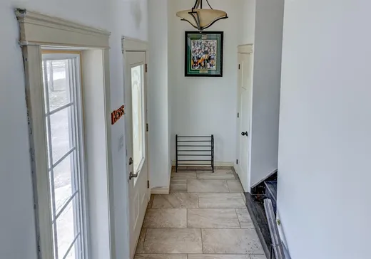 Maison à vendre - 2329 Boul. Lafontaine, Saint-Jérôme, J7Y 5H9