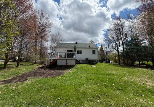 Maison à vendre - 14 Rue des Noyers, Longueuil, J3J 2L8