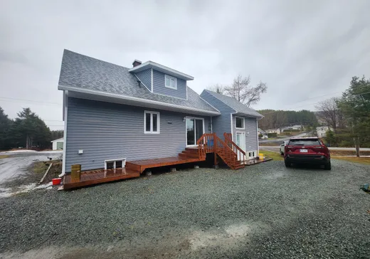 Maison à vendre - 385 Av. Centrale, Matane, G0J 3J0
