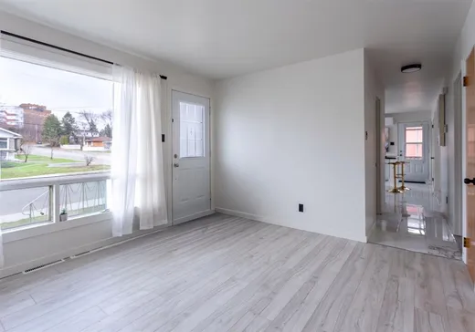 Maison à vendre - 821 18e Rue, St-Mathieu-Du-Parc, G9T 3S1