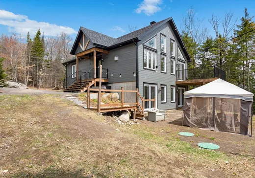 Maison à vendre - 10 Rue des Gemmes, Val David, J0T 2N0