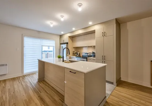 Maison à vendre - 13648 Rue du Forgeron, Mirabel, J7N 3V9