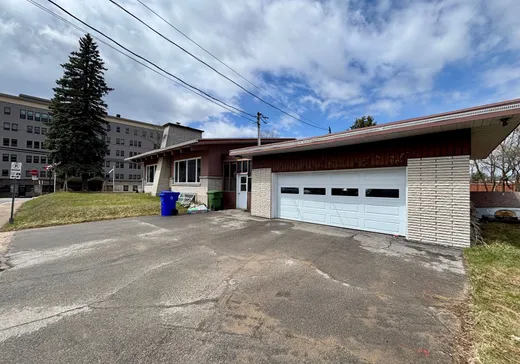 House for sale - 886 Boul. Ducharme, La Tuque, G9X 3B8