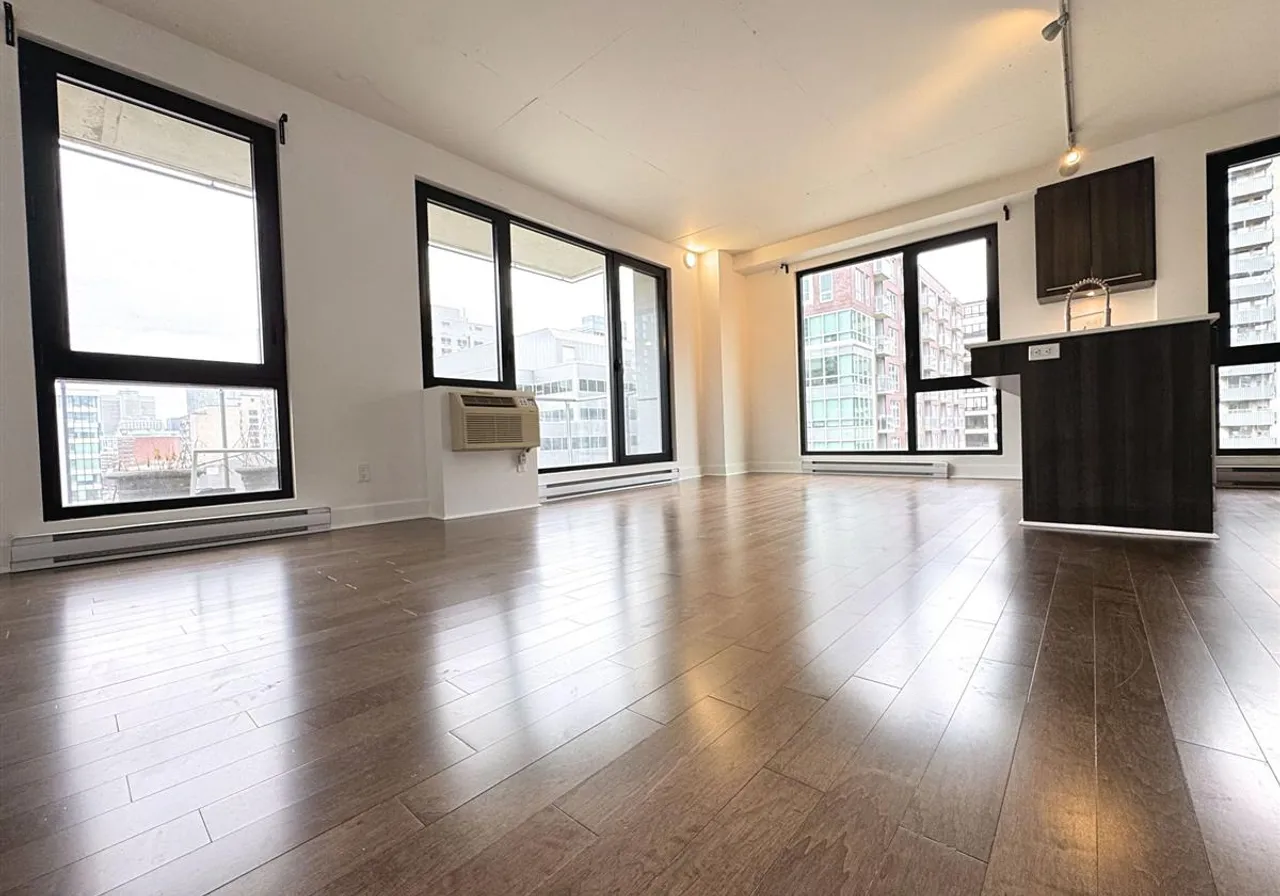 1414 Rue Chomedey, App. 1009 — photo 3