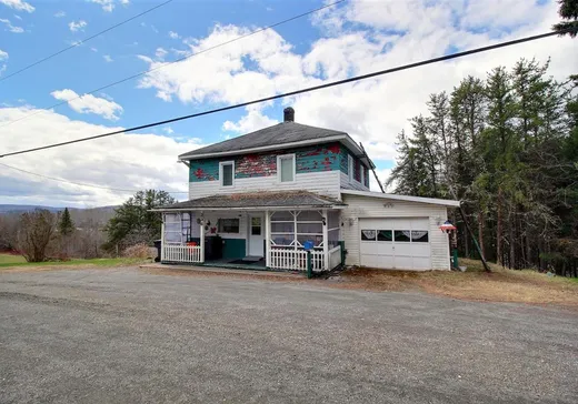 Two or more stories for sale - 236 Route 289, Saint-Marc-du-lac-long, G0L1T0