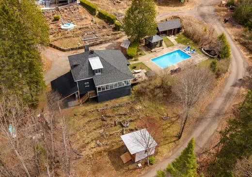 Bungalow for sale - 6573 Rue de la Rivière, Val Morin, J0T2R0