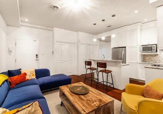 Condo for sale - 1581 Av. du Docteur-Penfield, App. 201, Montreal (Downtown), H3G 1C6