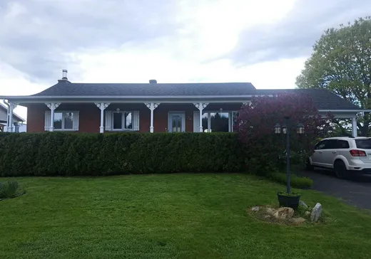Bungalow à vendre - 26 102e Rue, Daveluyville, G0Z1C0