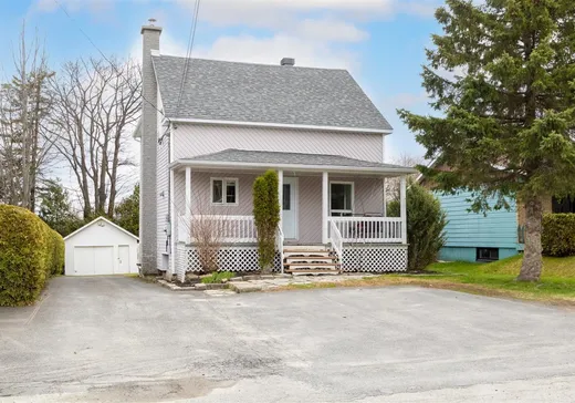 House for sale - 4880 Rue Laurier, Lac-Mégantic, G6B 1Z3