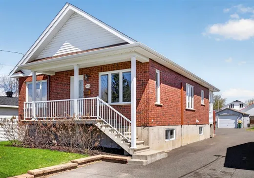 Bungalow à vendre - 600 Rue Collins, Drummondville, J2C1G9