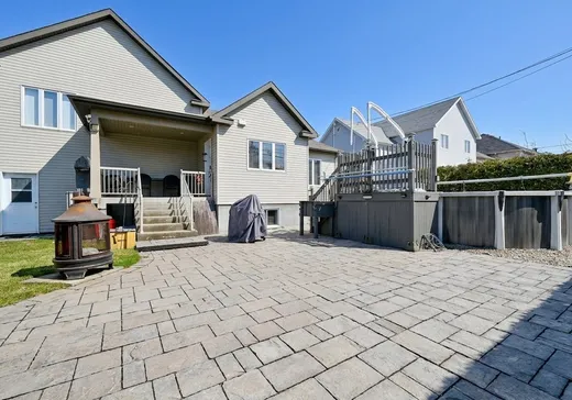 House for sale - 2500 Rue Principale, Sainte-Julie, J3E 2H6