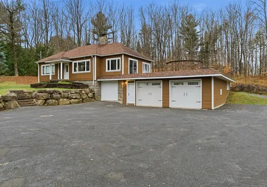 Bungalow for sale - 17 Ch. des Lilas, Ste-Anne-Des-Lacs, J0R1B0