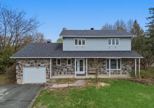 House for sale - 746 Rue Richard, Acton Vale, J0H 1A0