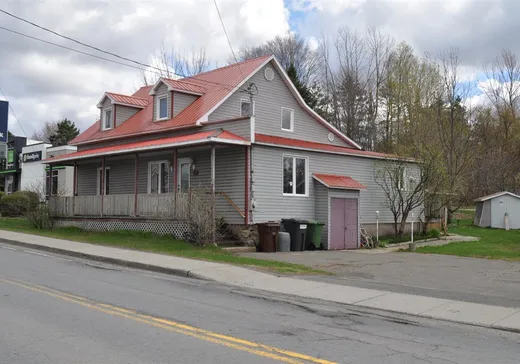 Maison à vendre - 826 Rue Principale, Wickham, J0C 1S0