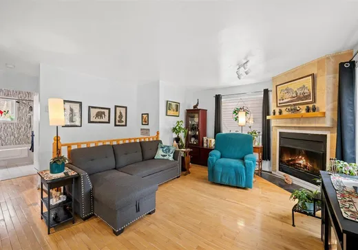 Maison à vendre - 69 1re rue du Domaine-Bavarois, Saint-Sauveur, J0R 1R1