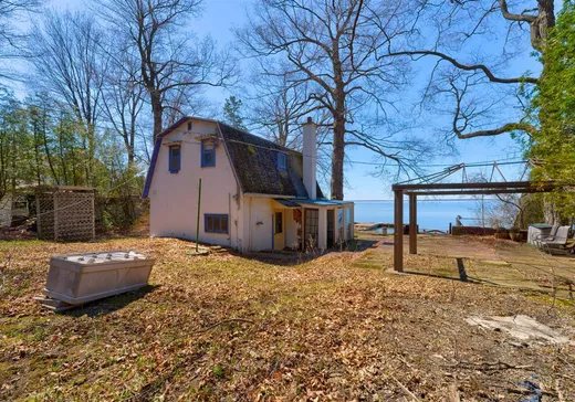 Maison à vendre - 123 75e Avenue, Sainte-Barbe, J0S 1P0