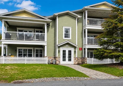 Condo for sale - 124 Boul. de Bromont, App. 202, Bromont, J2L 2K8