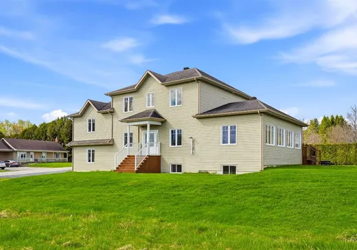 House for sale - 141 Rue Therrien, St-Francois-Xavier-de-Brompton, J0B 2V0