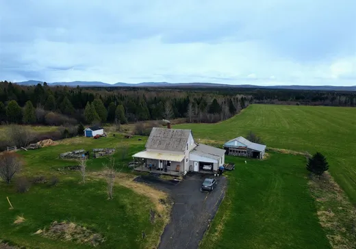 1 1/2 Storey for sale - 125 Route 212 O., Lac-Mégantic, J0B1Y0