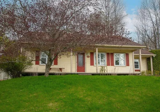 Bungalow for sale - 215 20e Avenue N., Sherbrooke, J1E3W6