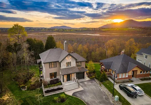 Maison à vendre - 1237 Rue de la Serpentine, Magog, J1X 0H8