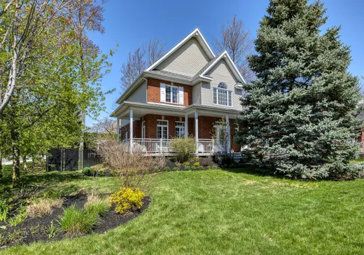House for sale - 1 Rue d'Amqui, Blainville, J7B 1X3