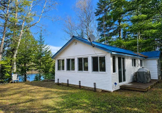 Bungalow for sale - 134 Ch. Narlock, Otter Lake, J0X2P0