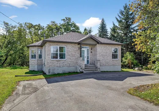 House for sale - 676 25e Avenue, Saint-Eustache, J7R 4K3