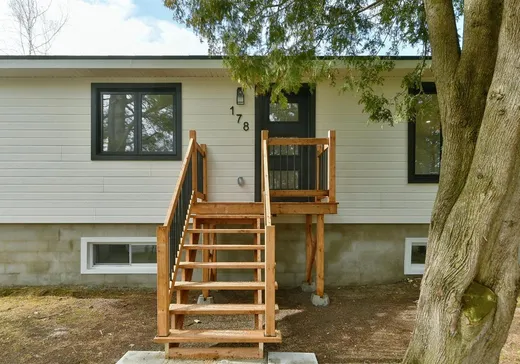 Maison à vendre - 178 Rue Hélène, Saint-Lin-Laurentides, J5M 2N9