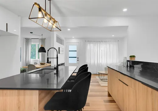 Maison à vendre - 175 Rue L'Allier, Laval (Sainte-Rose), H7L 2K9