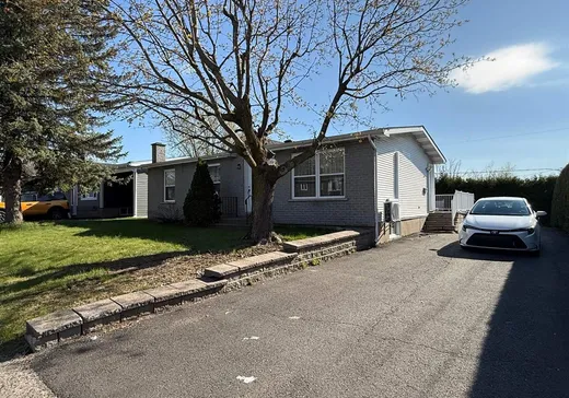 Bungalow à vendre - 495 Rue Alexandre-Dumas, Granby, J2J1B3