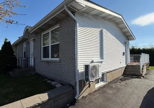 Maison à vendre - 495 Rue Alexandre-Dumas, Granby, J2J 1B3