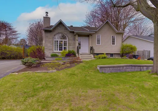 Maison à vendre - 16 Rue Alfred-Pellan, Blainville, J7C 4V9