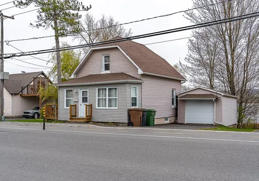 Un étage et demi à vendre - 200 Rue Water, Danville, J0A1A0