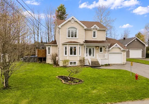 Maison à étages à vendre - 223 Rue St-Louis, East Angus, J0B1R0