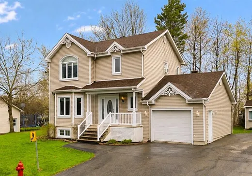 Maison à vendre - 223 Rue St-Louis, East Angus, J0B 1R0