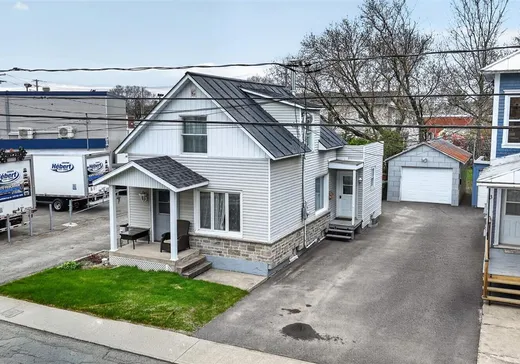 House for sale - 1 Rue Alice, Victoriaville, G6P 3H3