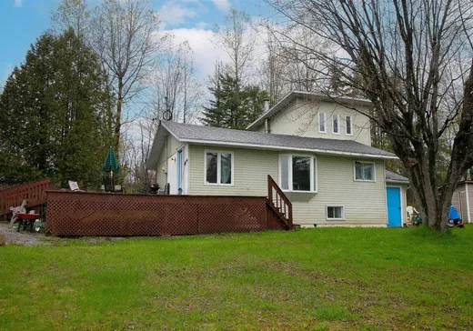 House for sale - 229 3e Avenue, Sainte-camille, J0A 1G0