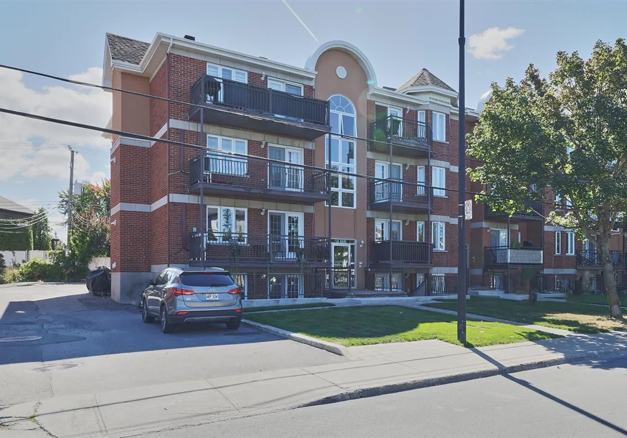 10664 Boul. Perras, App. 4 — photo 1
