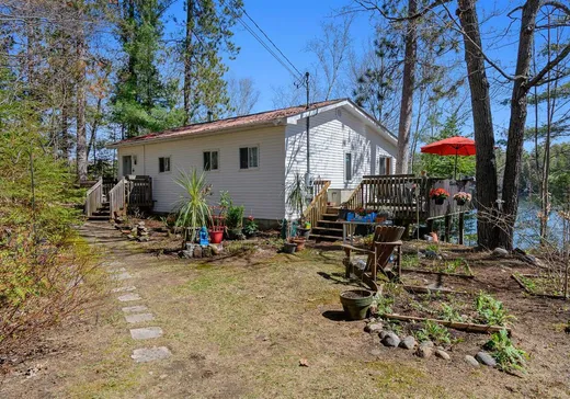 House for sale - 34-36 Ch. du Lac-Danford O., Kazabazua, J0X 1X0